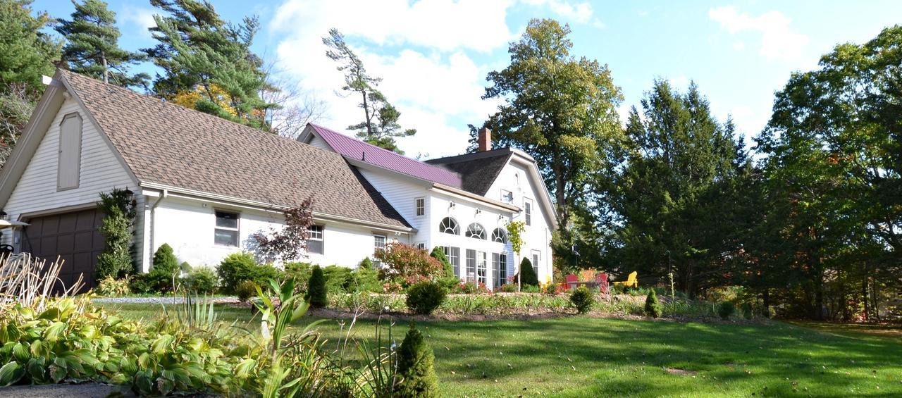 石南木住宿加早餐旅馆 Elmsdale 外观 照片